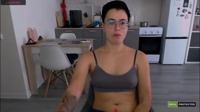Image 4 of chloe_x_ Stream on Chaturbate on 2 months ago