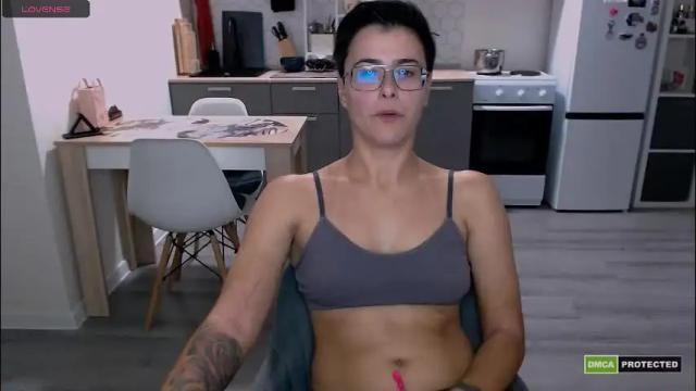 Image 3 of chloe_x_ Stream on Chaturbate on 2 months ago