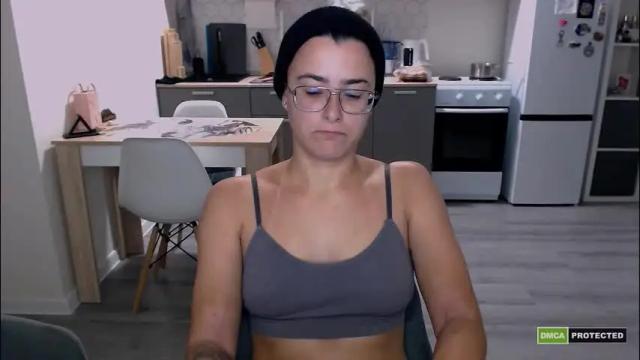 Image 4 of chloe_x_ Stream on Chaturbate on 2 months ago