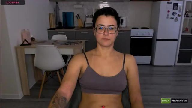 Image 3 of chloe_x_ Stream on Chaturbate on 2 months ago