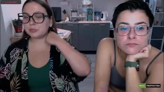 Image 10 of chloe_x_ Stream on Chaturbate on 1 month ago