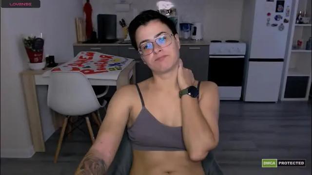 Image 4 of chloe_x_ Stream on Chaturbate on 1 month ago
