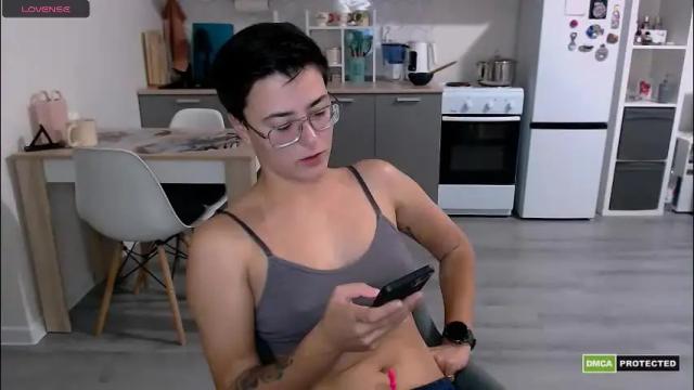 Image 12 of chloe_x_ Stream on Chaturbate on 1 month ago
