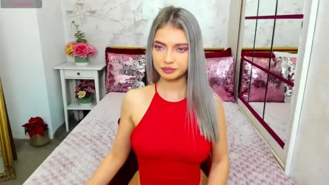 Image 12 of chloecheryy Stream on Chaturbate on 16 months ago