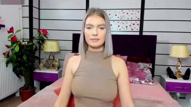 Image 12 of chloecheryy Stream on Chaturbate on 14 months ago