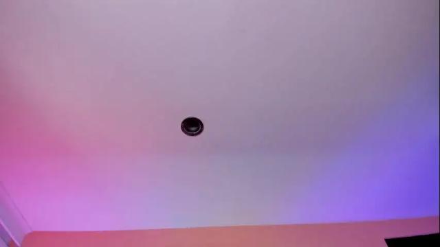Image 11 of chloeconnor Stream on Chaturbate on 18 days ago