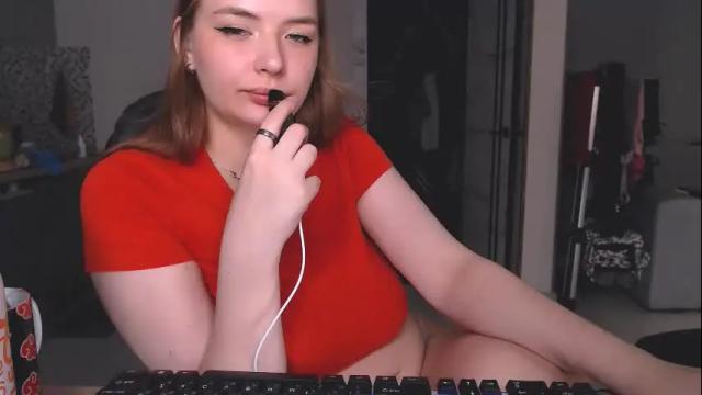 Image 8 of chloecristal Stream on Chaturbate on 2 months ago