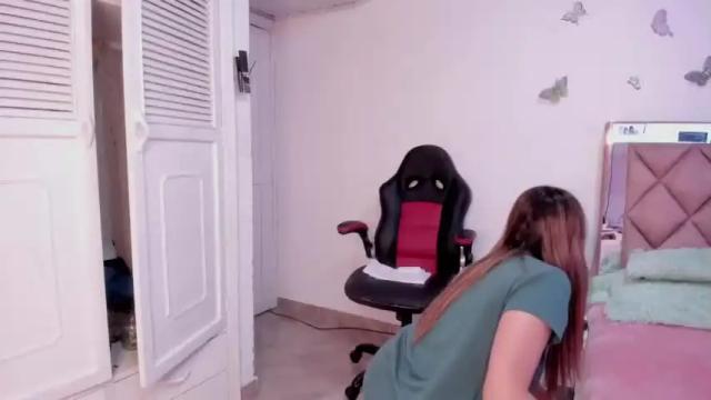 Thumbnail 1, chloee_anderson's Stream at Chaturbate, 21 months ago