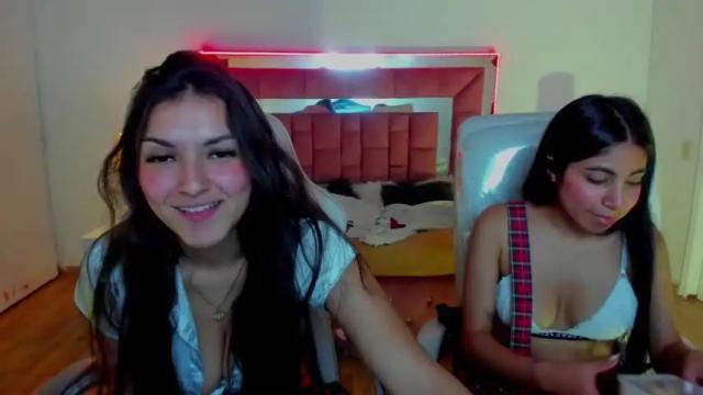 Thumbnail 2, chloee_fox's Stream at Chaturbate, 16 months ago