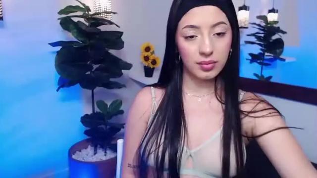 Image 10 of chloeeh24 Stream on Chaturbate on 22 months ago