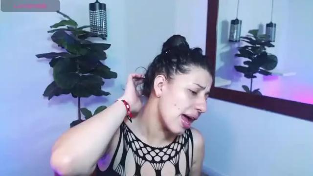 Thumbnail 1, chloeeh24's Stream at Chaturbate, 22 months ago