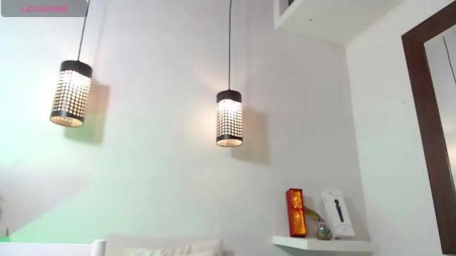 Image 11 of chloeeh24 Stream on Chaturbate on 22 months ago