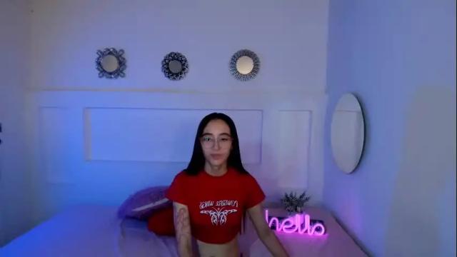 Image 10 of chloehil2 Stream on Chaturbate on 22 days ago