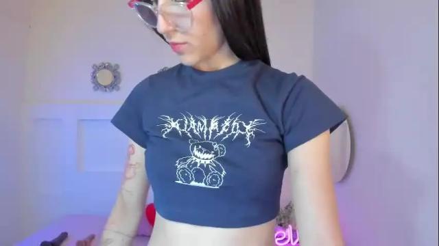 Image 7 of chloehil2 Stream on Chaturbate on 20 days ago