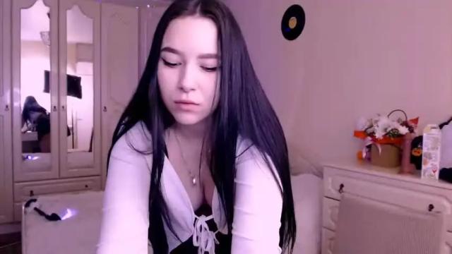 Image 10 of chloejamez Stream on Chaturbate on 19 months ago