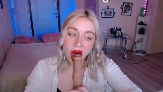 Image 11 of chloejamez Stream on Chaturbate on 19 months ago