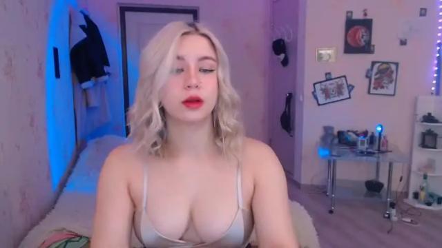 Thumbnail 2, chloejamez's Stream at Chaturbate, 18 months ago