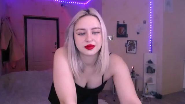 Thumbnail 2, chloejamez's Stream at Chaturbate, 18 months ago