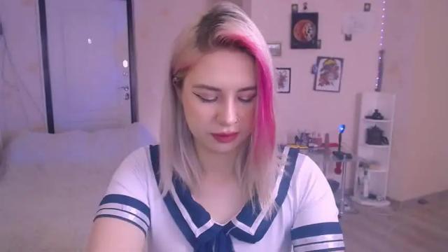 Image 6 of chloejamez Stream on Chaturbate on 17 months ago