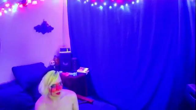 Image 8 of chloekissxo Stream on Chaturbate on 1 month ago