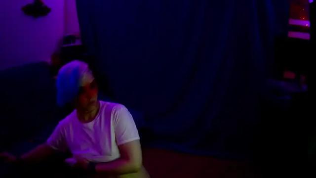 Image 7 of chloekissxo Stream on Chaturbate on 1 month ago