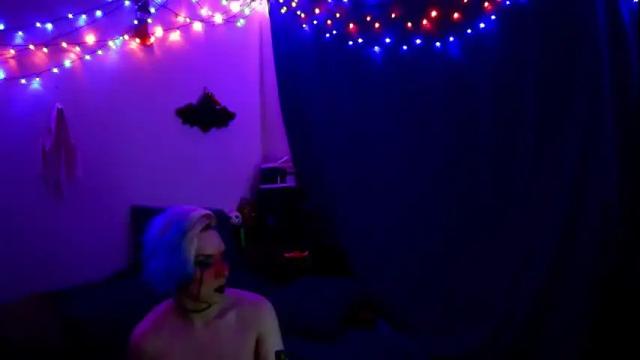 Image 12 of chloekissxo Stream on Chaturbate on 28 days ago