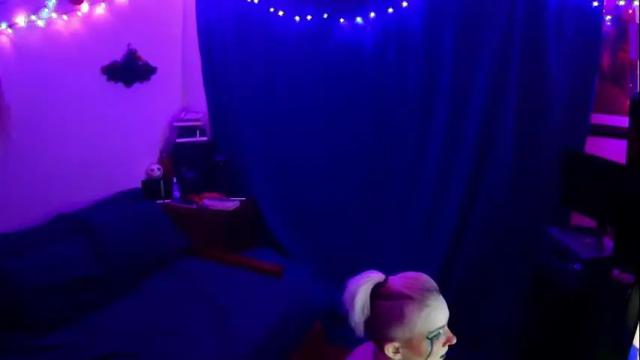 Image 10 of chloekissxo Stream on Chaturbate on 6 days ago