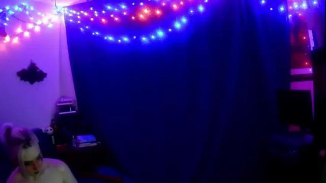 Image 8 of chloekissxo Stream on Chaturbate on 2 months ago