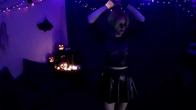 Image 2 of chloekissxo Stream on Chaturbate on 2 months ago