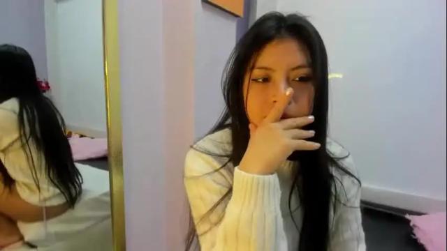 Image 7 of chloemartini_ Stream on Chaturbate on 2 months ago