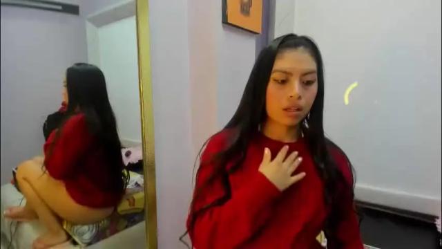 Image 12 of chloemartini_ Stream on Chaturbate on 2 months ago