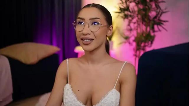 Thumbnail 1, chloemei's Stream at Chaturbate, 1 month ago