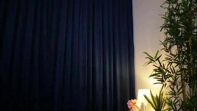 Image 3 of chloemei Stream on Chaturbate on 1 month ago