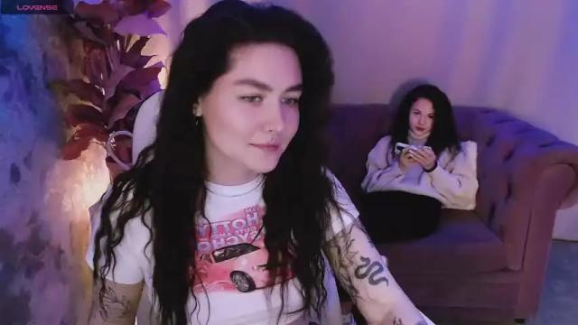 Image 3 of chloepeace_ Stream on Chaturbate on 20 months ago