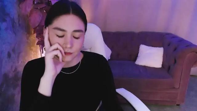 Image 10 of chloepeace_ Stream on Chaturbate on 20 months ago