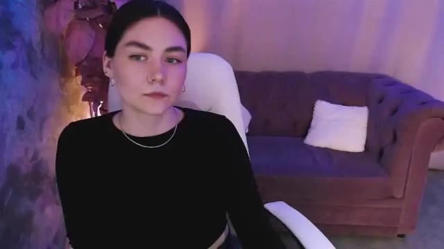 Image 6 of chloepeace_ Stream on Chaturbate on 20 months ago