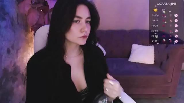 Image 2 of chloepeace_ Stream on Chaturbate on 20 months ago