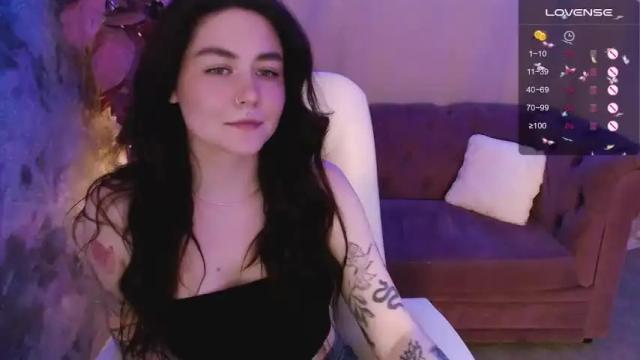 Image 10 of chloepeace_ Stream on Chaturbate on 20 months ago