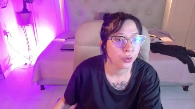 Image 4 of chloerossee Stream on Chaturbate on 1 month ago