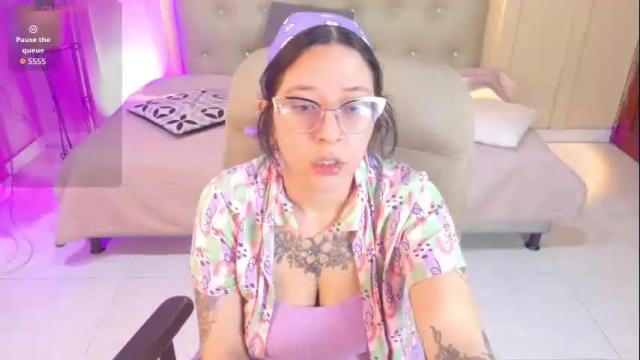 Thumbnail 1, chloerossee's Stream at Chaturbate, 1 month ago