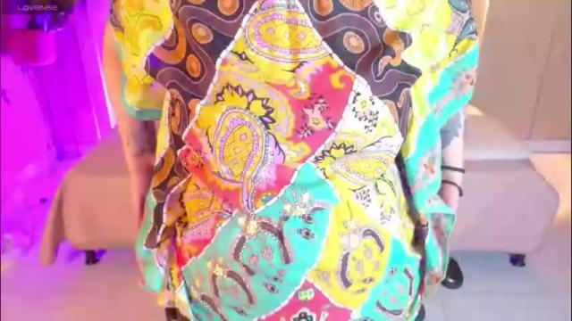 Image 4 of chloerossee Stream on Chaturbate on 1 month ago