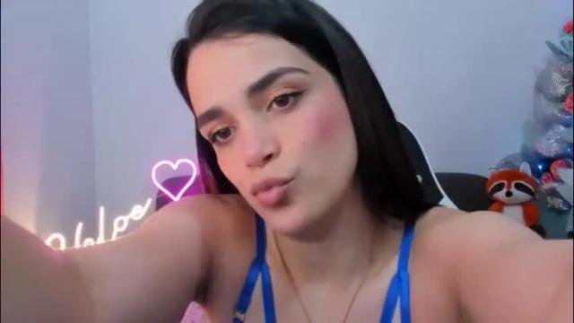 Image 7 of chloesmithx__ Stream on Chaturbate on 1 month ago