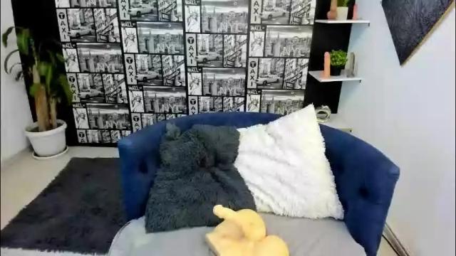 Image 4 of chloeturner_ Stream on Chaturbate on 1 month ago