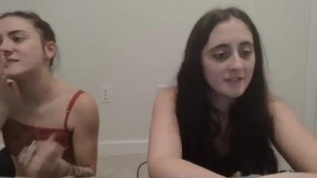 Image 7 of chloexbennett Stream on Chaturbate on 15 months ago