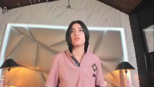 Image 10 of chlooe_zoe Stream on Chaturbate on 10 days ago