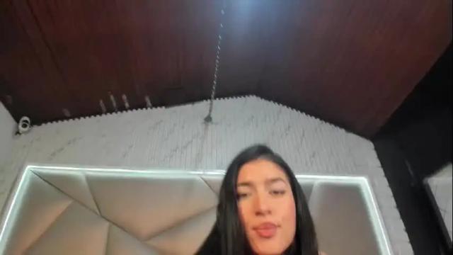 Image 10 of chlooe_zoe Stream on Chaturbate on 1 month ago