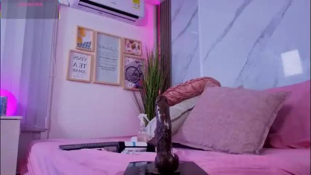 Image 10 of chlooee_ Stream on Chaturbate on 8 days ago