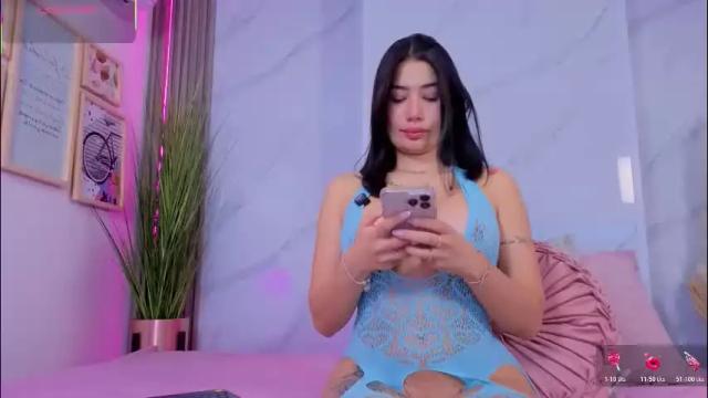 Image 2 of chlooee_ Stream on Chaturbate on 8 days ago