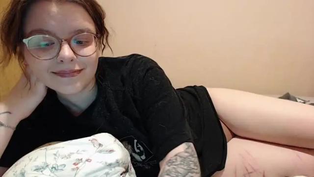 Image 3 of chmiri Stream on Chaturbate on 16 months ago