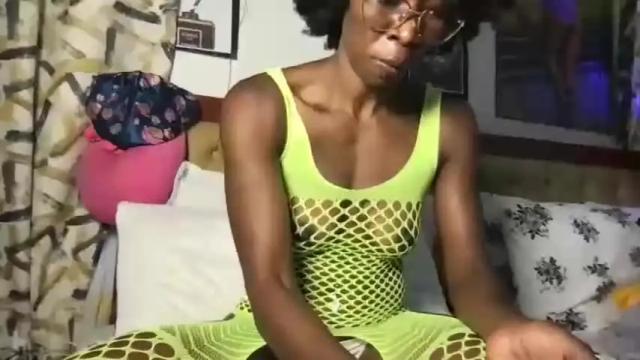 Thumbnail 1, choco_petite's Stream at Chaturbate, 19 months ago